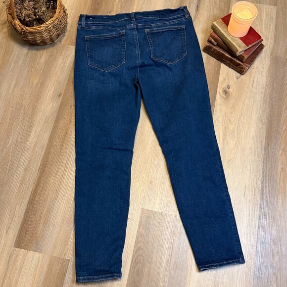 Ann Taylor LOFT The Skinny Jeans Dark Denim Wash size 12 - Picture 6 of 8